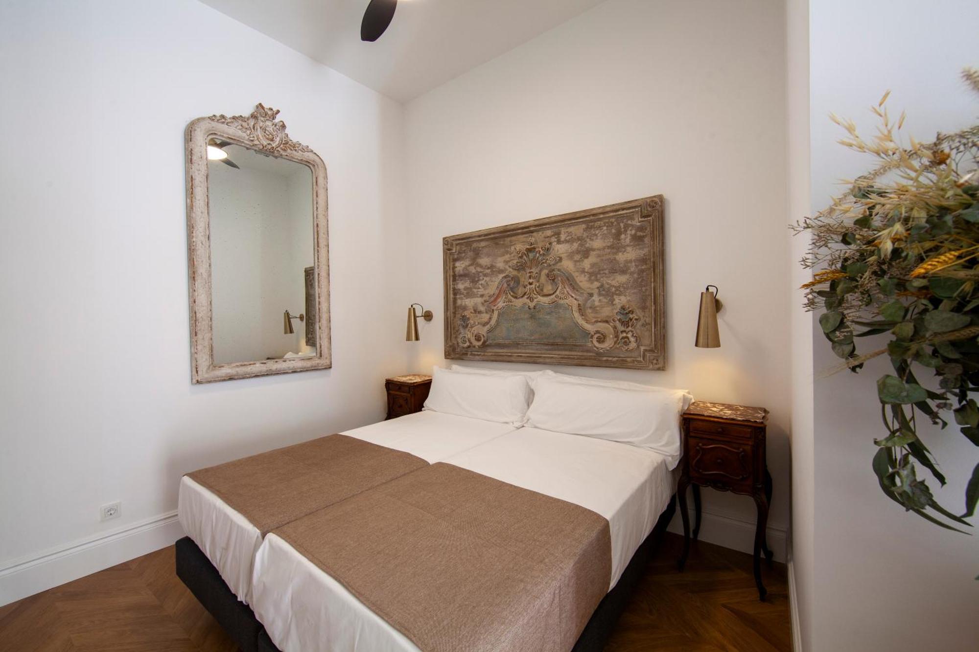 Pries Homes - Center Beach Malaga Bagian luar foto