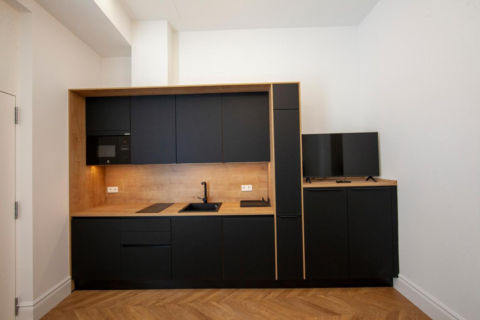 Pries Homes - Center Beach Malaga Bagian luar foto