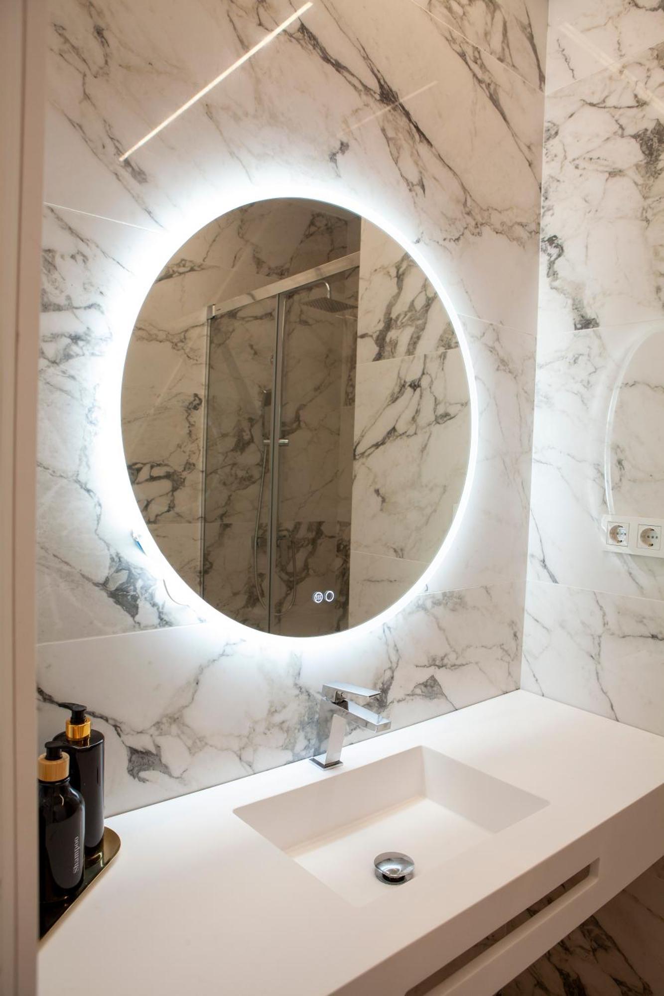 Pries Homes - Center Beach Malaga Bagian luar foto